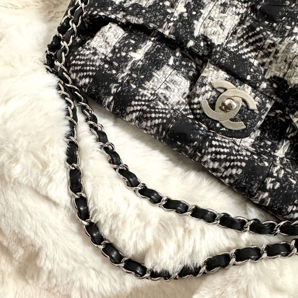 Chanel Black Nylon Flap Bag - Picture 5 of 14